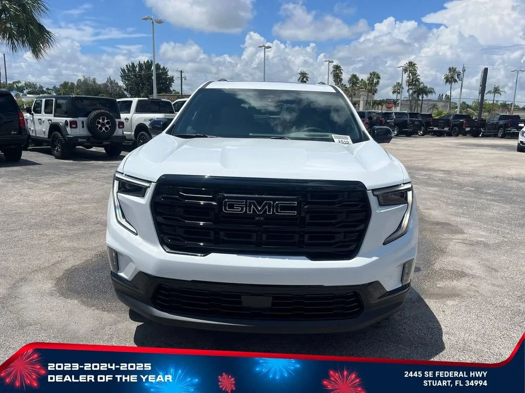 New 2026 Summit White GMC Elevation image 2