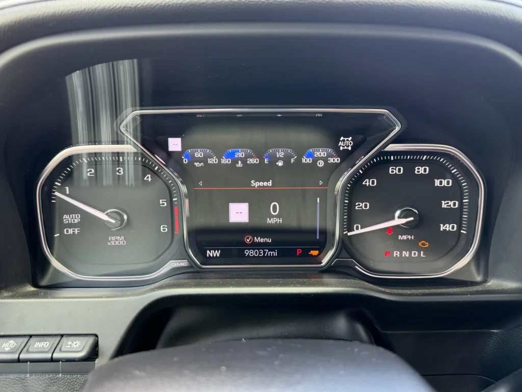 Used 2021 Onyx Black GMC Denali image 15