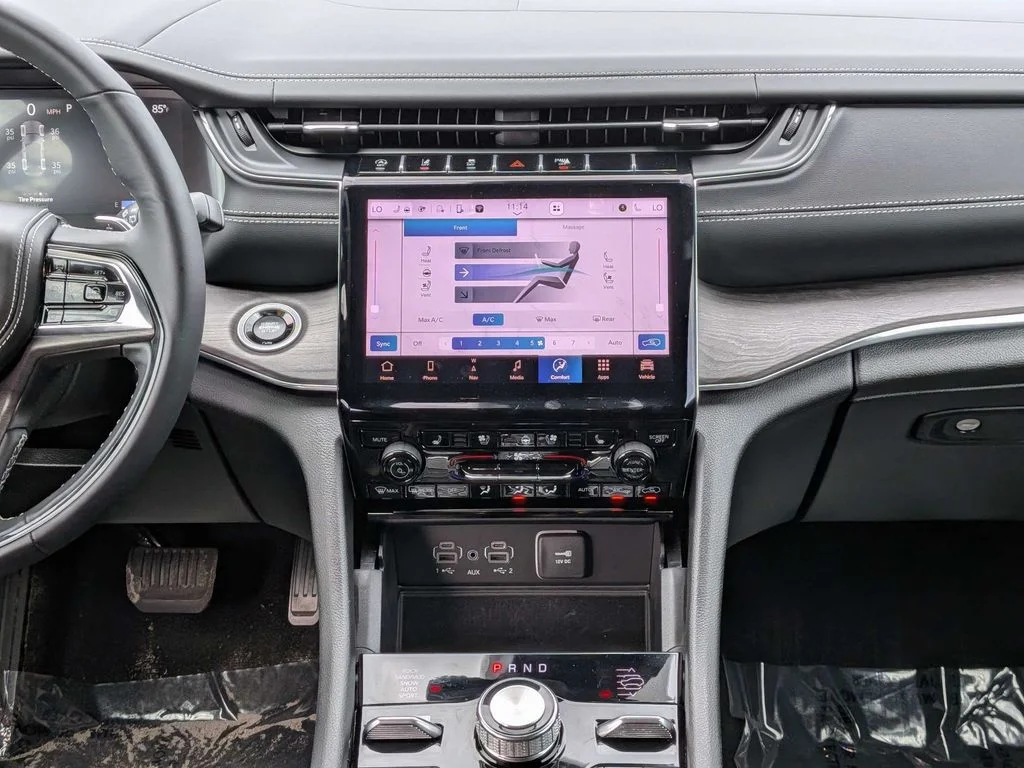 Used 2025 Gray Jeep Overland image 19
