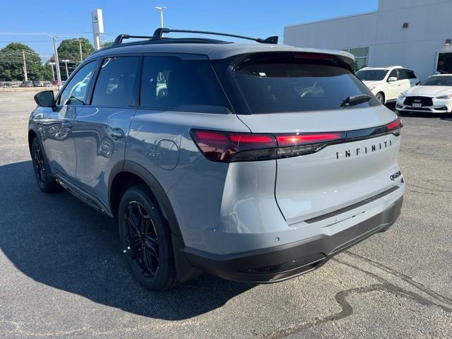 New 2027 Harbor Gray INFINITI Sport AWD image 5