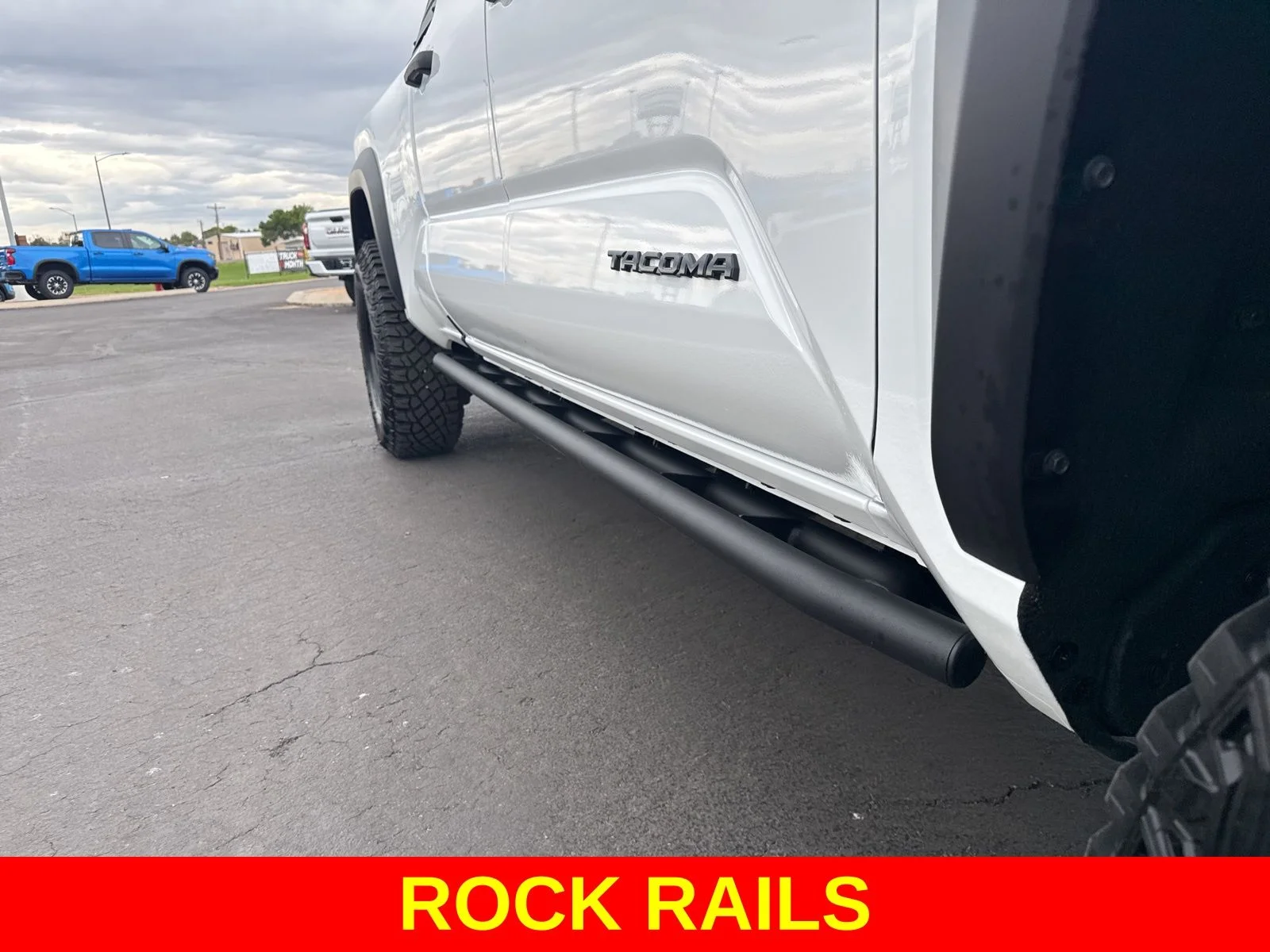 2025 Toyota Tacoma TRD Off Road - Photo 6