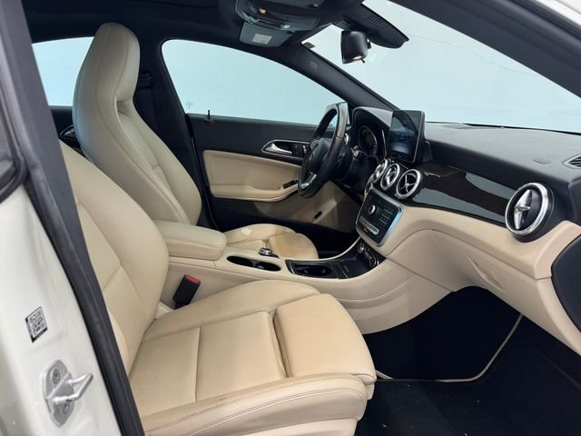 Used 2018 Polar White Mercedes-Benz CLA 250 image 17