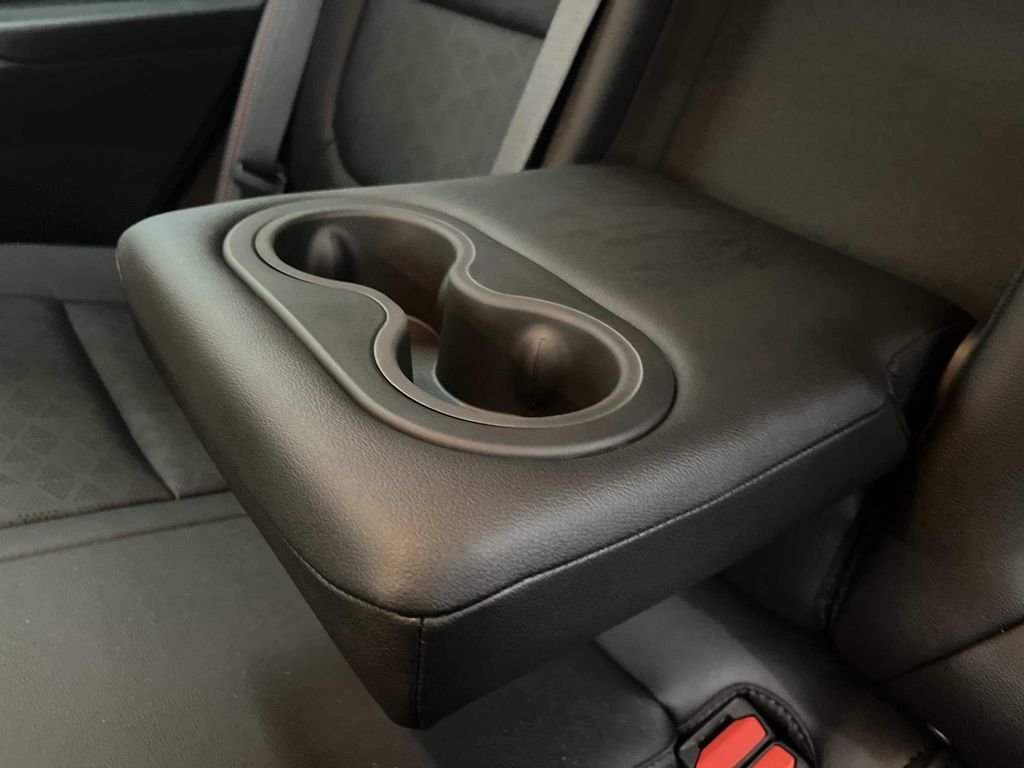 2027 Chevrolet Bolt RS - Photo 16