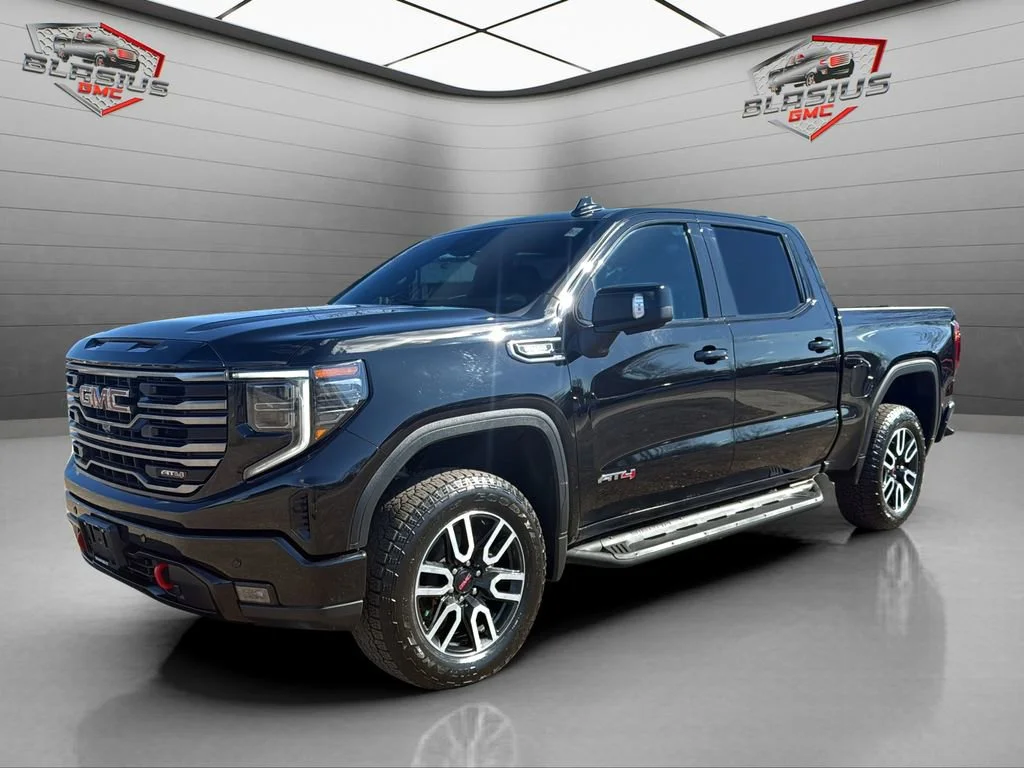 2025 GMC Sierra AT4 4WD Crew Cab Short Box's photo