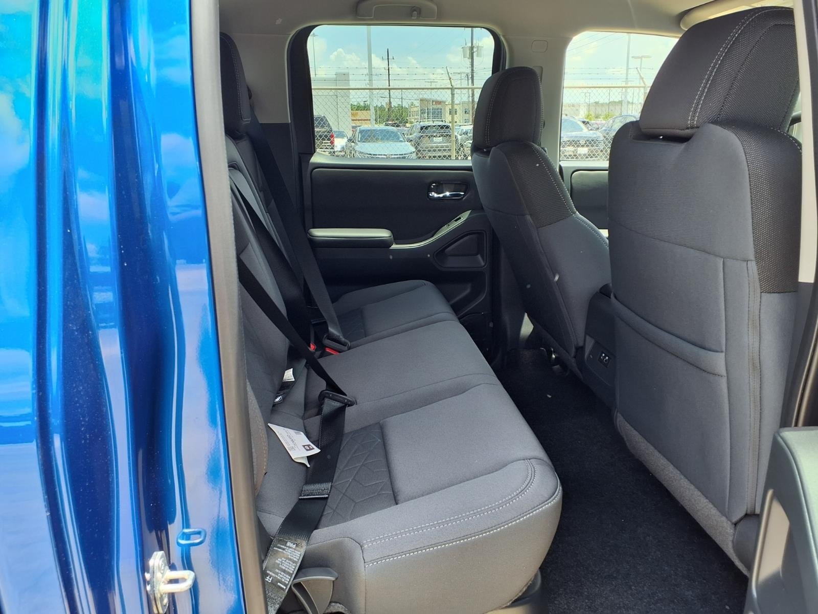 2026 Nissan Frontier Crew Cab SV - 9