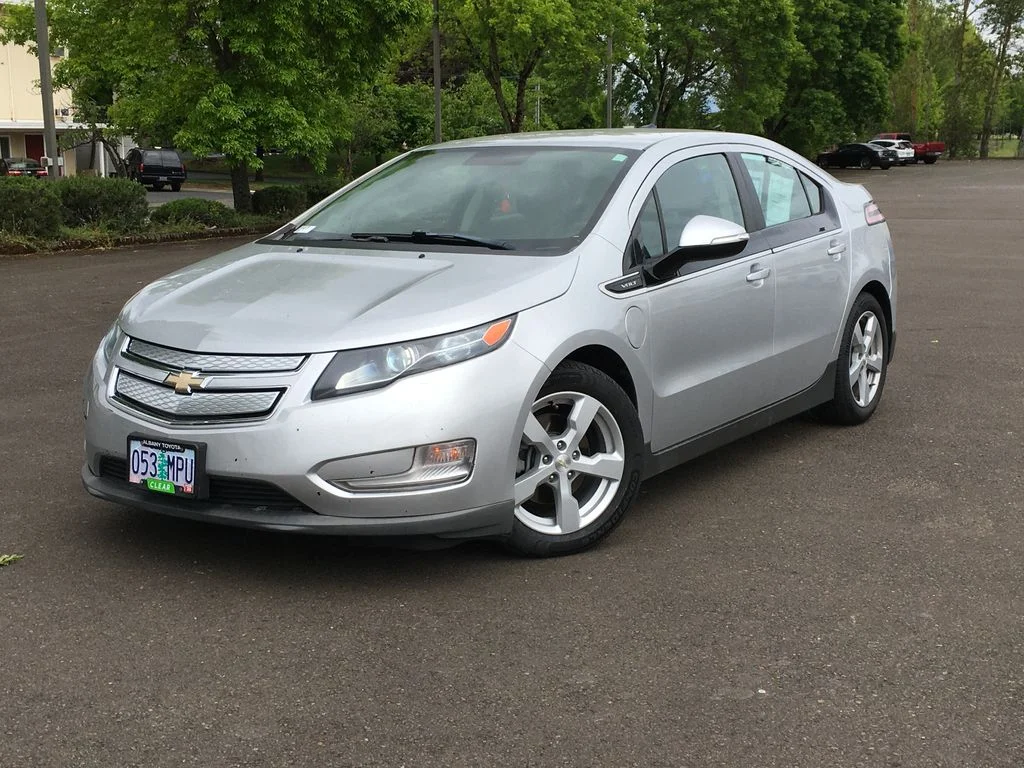 2013 Chevrolet Volt -'s photo