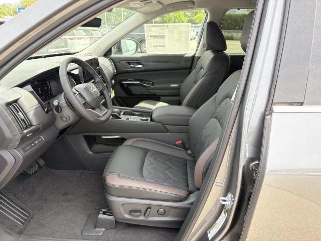 New 2026 Gun Metallic Nissan Platinum image 14