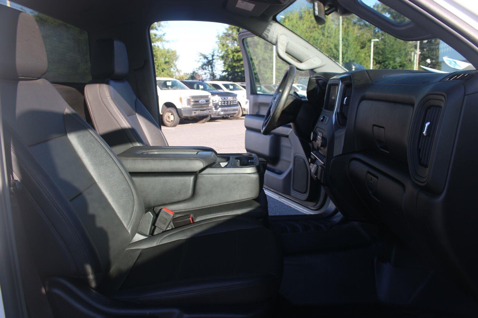 Used 2025 Summit White Chevrolet WT image 33
