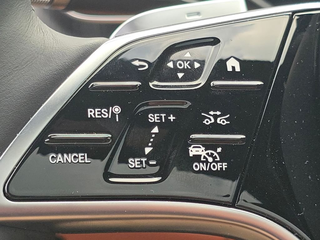 Certified Used 2022 Black Mercedes-Benz S 580 image 37