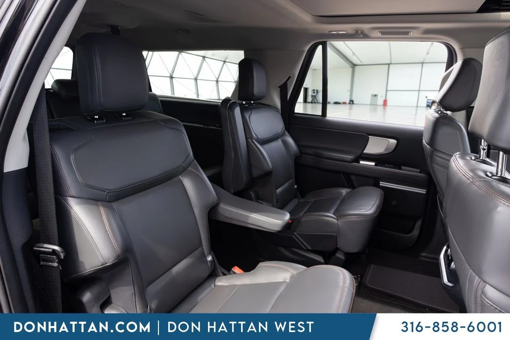 Used 2025 Black Ford Active image 21