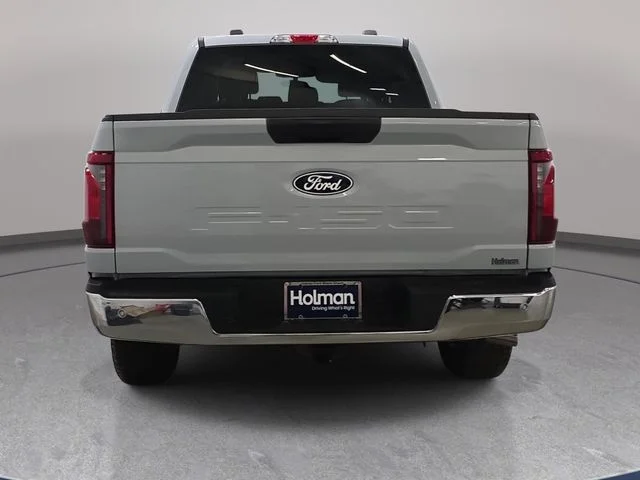Certified Used 2025 White Metallic Ford XLT image 6