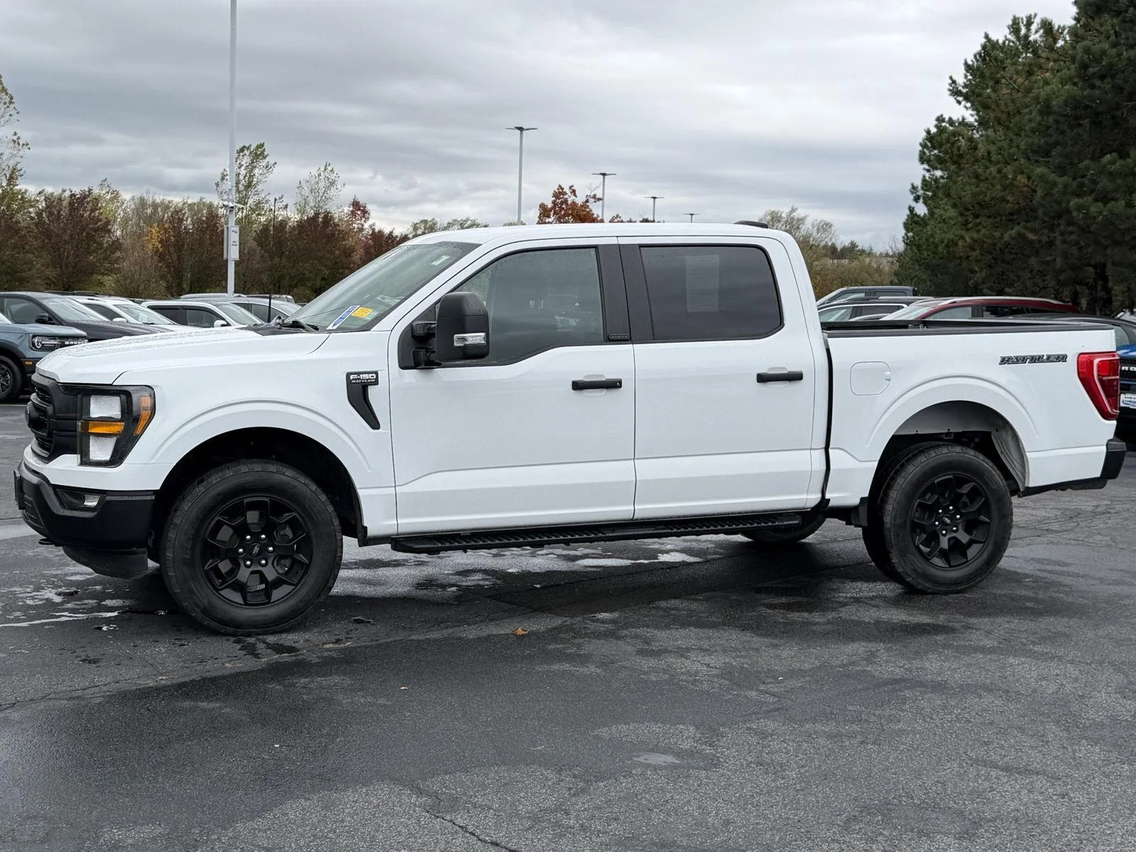 Used 2023 Oxford White Ford XL image 4