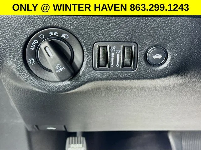 Used 2017 White Dodge R/T image 10