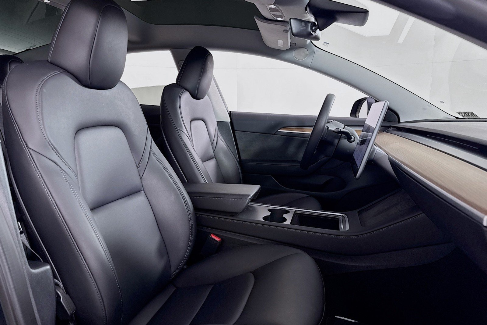 Used 2023 Midnight Silver Metallic Tesla  image 6