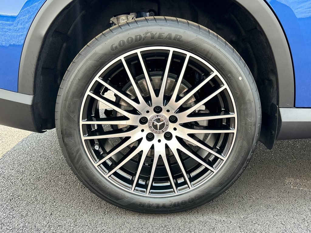 New 2026 Starling Blue Metallic Mercedes-Benz GLC 300 image 72