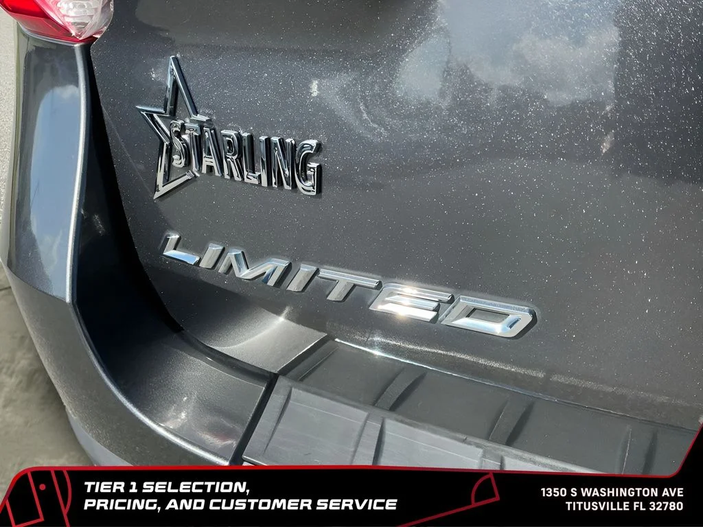 Used 2020 Gray Ford Limited image 40