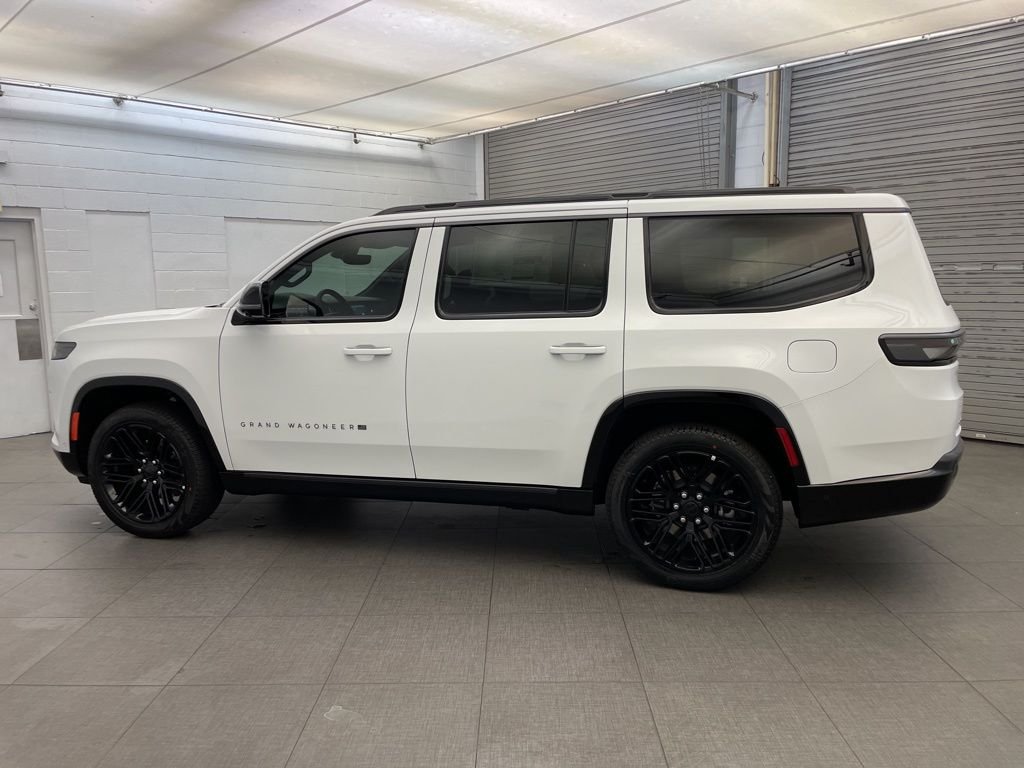 New 2026 Bright White Clear-Coat Exterior Paint Jeep Limited Reserve image 6