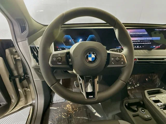 Used 2026 Beige BMW xDrive60 image 11