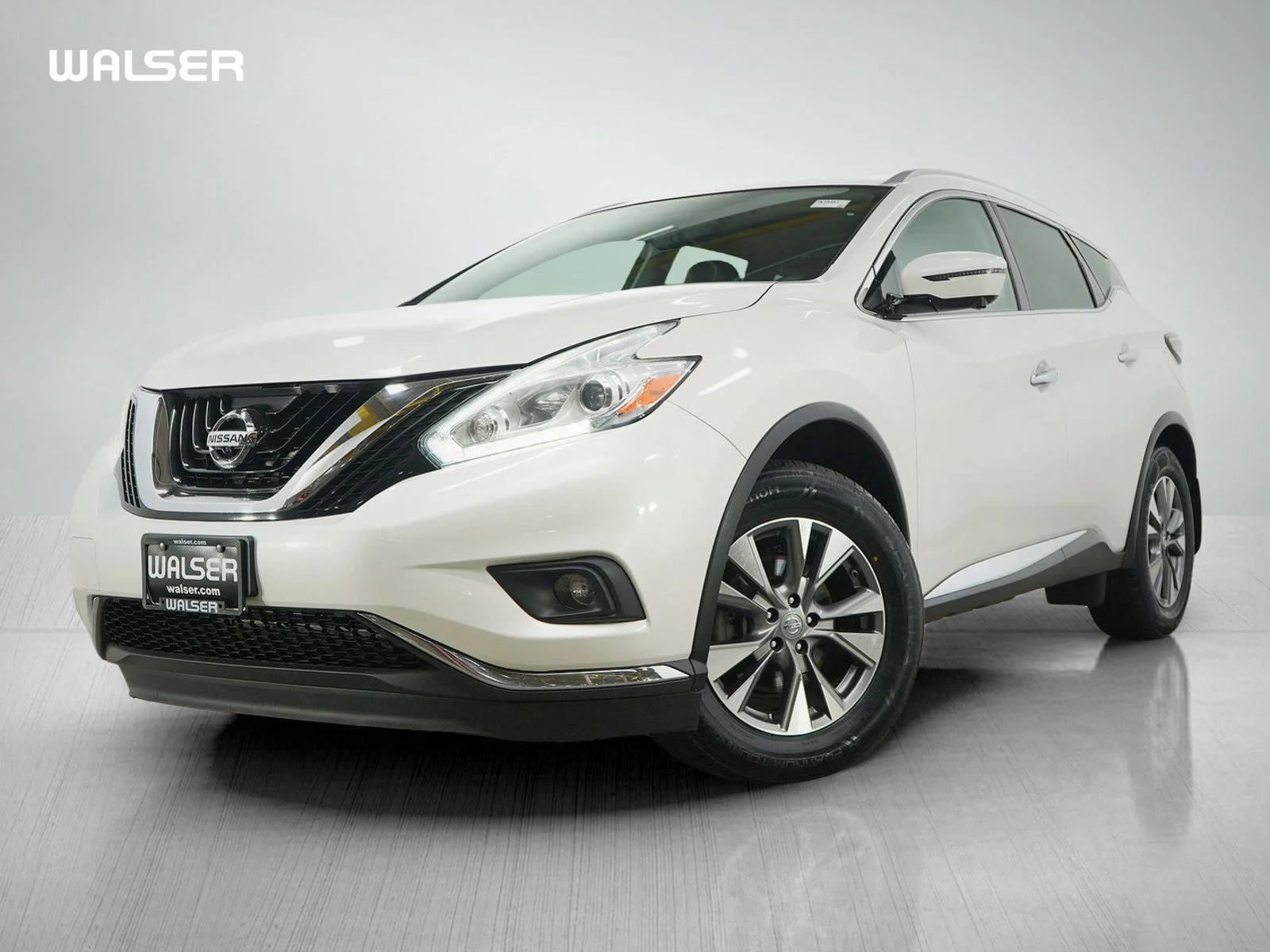 Used 2017 White Nissan SL image 1