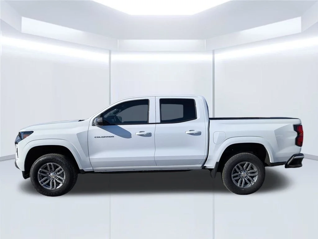 New 2026 White Chevrolet LT image 2