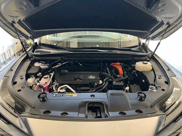 Certified Used 2025 Iridium Lexus 450h+ Luxury image 59