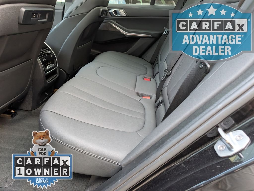 Used 2019 Black BMW xDrive40i image 21