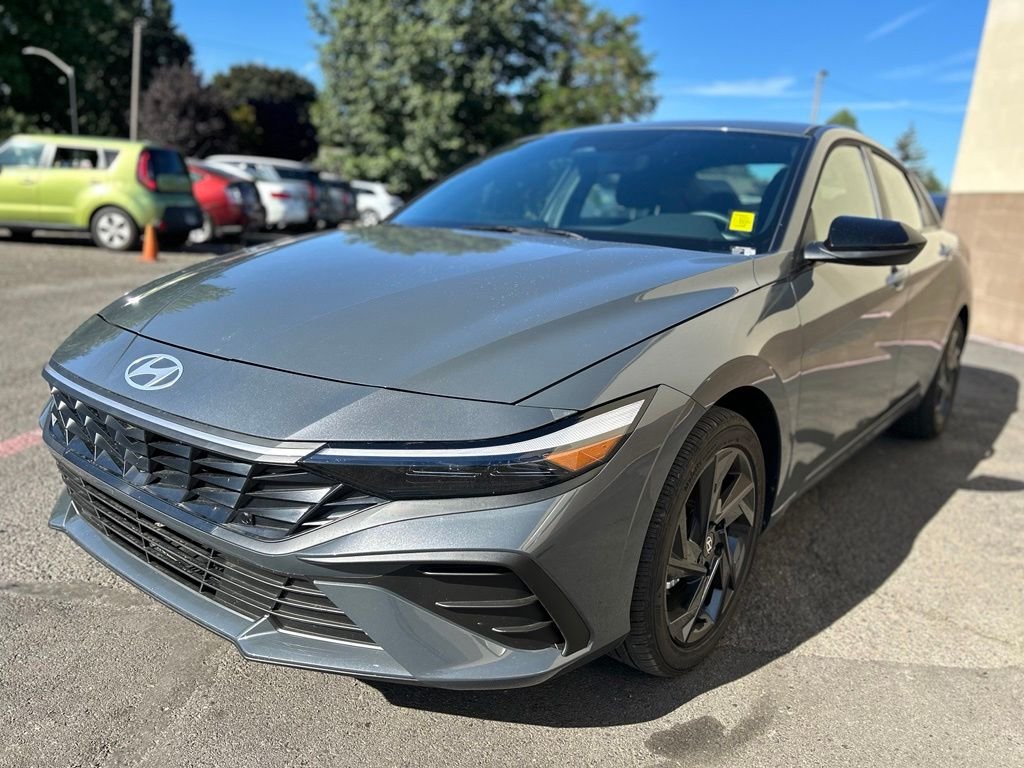 2026 Hyundai Elantra SEL Sport - Photo 13