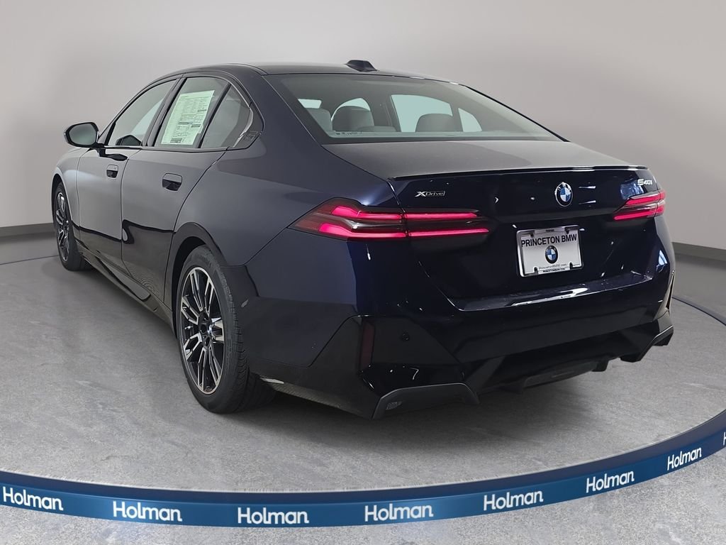 New 2027 Tanzanite Blue II Metallic BMW 540i xDrive image 7