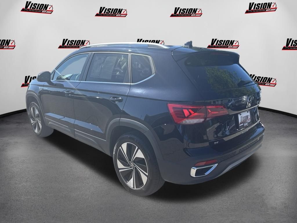 Used 2024 Black Volkswagen 1.5T SE image 8