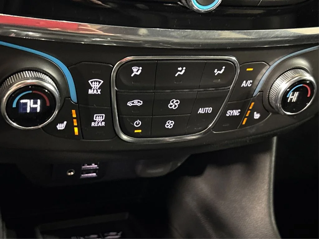 Used 2023 Gray Chevrolet RS image 36