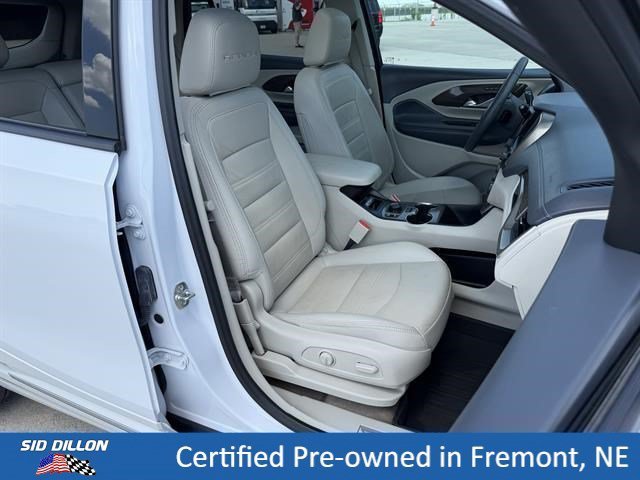 Certified Used 2024 White Frost Tricoat GMC Denali image 10