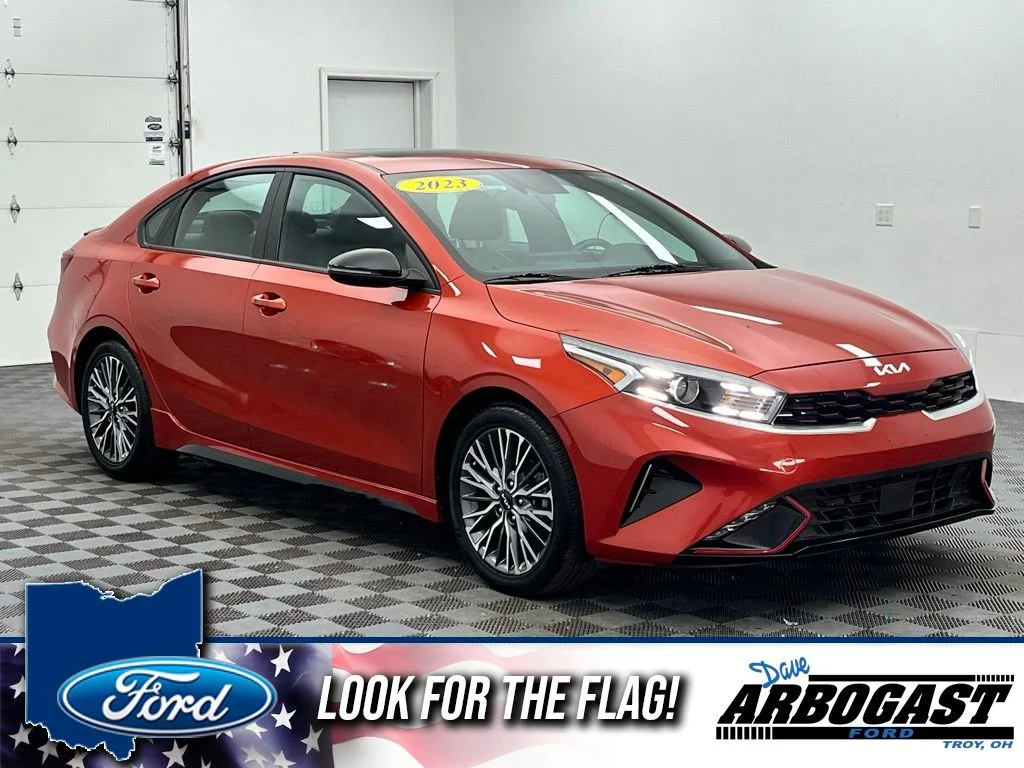 2023 Kia Forte GT-Line AT's photo