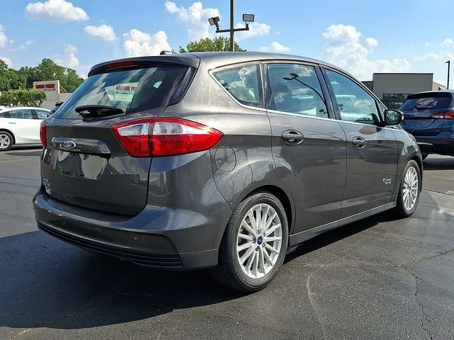Used 2016 Gray Ford SEL image 6