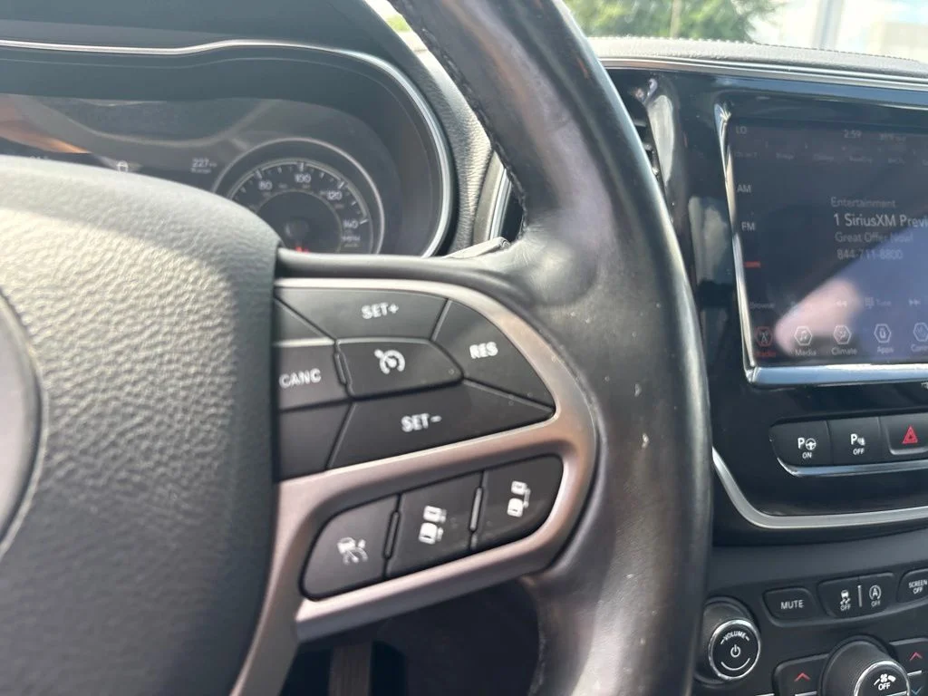 Used 2021 Red Jeep Limited image 23