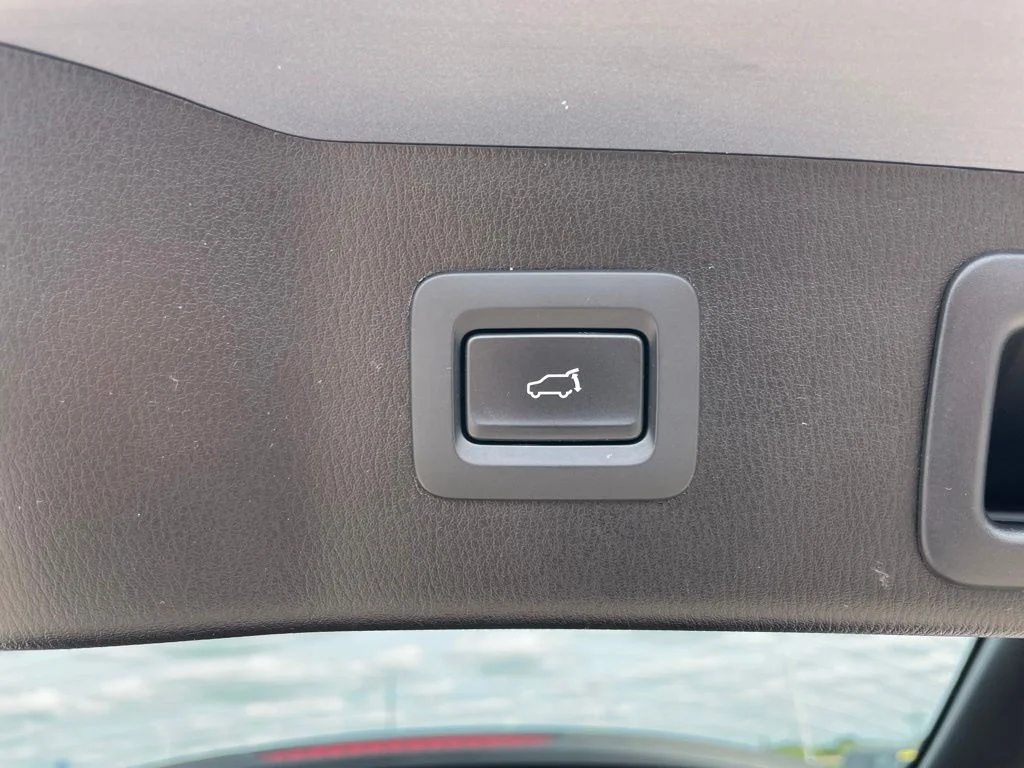 Used 2025 Polymetal Gray Metallic Mazda 2.5 S Carbon Edition image 28