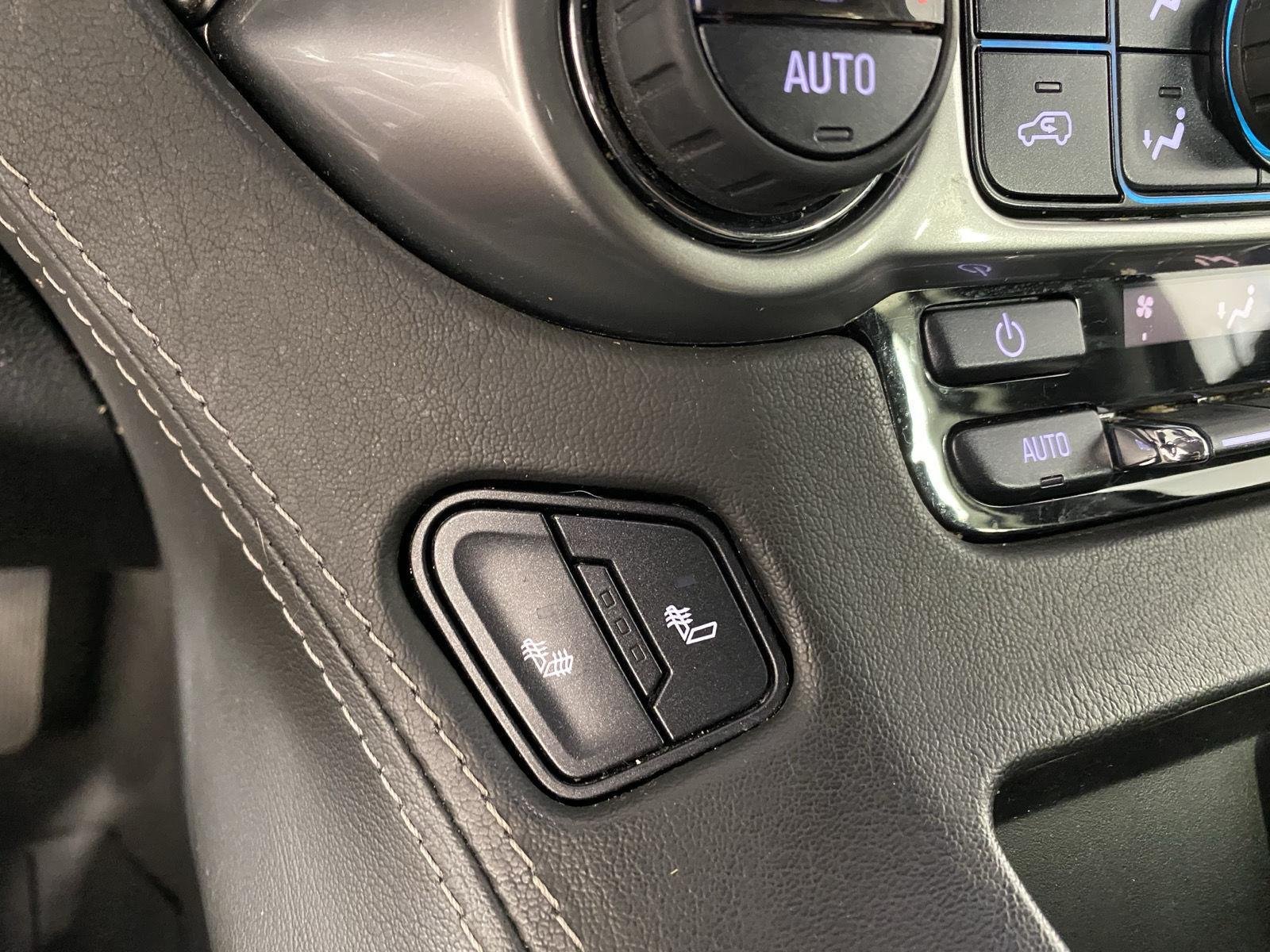 Used 2020 Silver Ice Metallic Chevrolet LT image 14