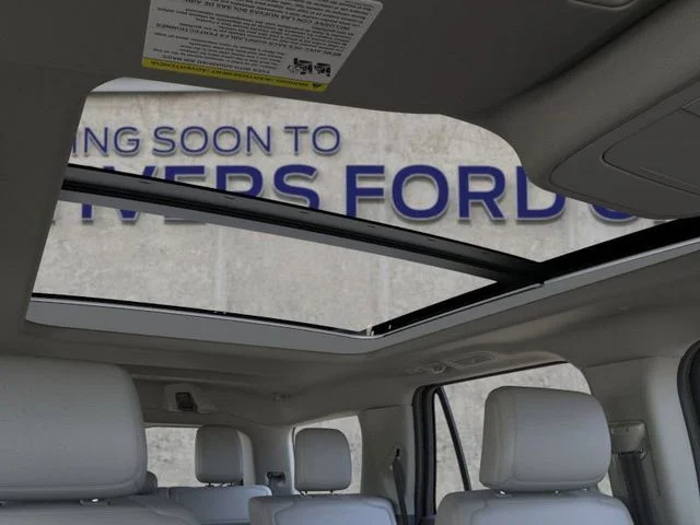 New 2026 Star White Metallic Tri-Coat Ford Active image 22
