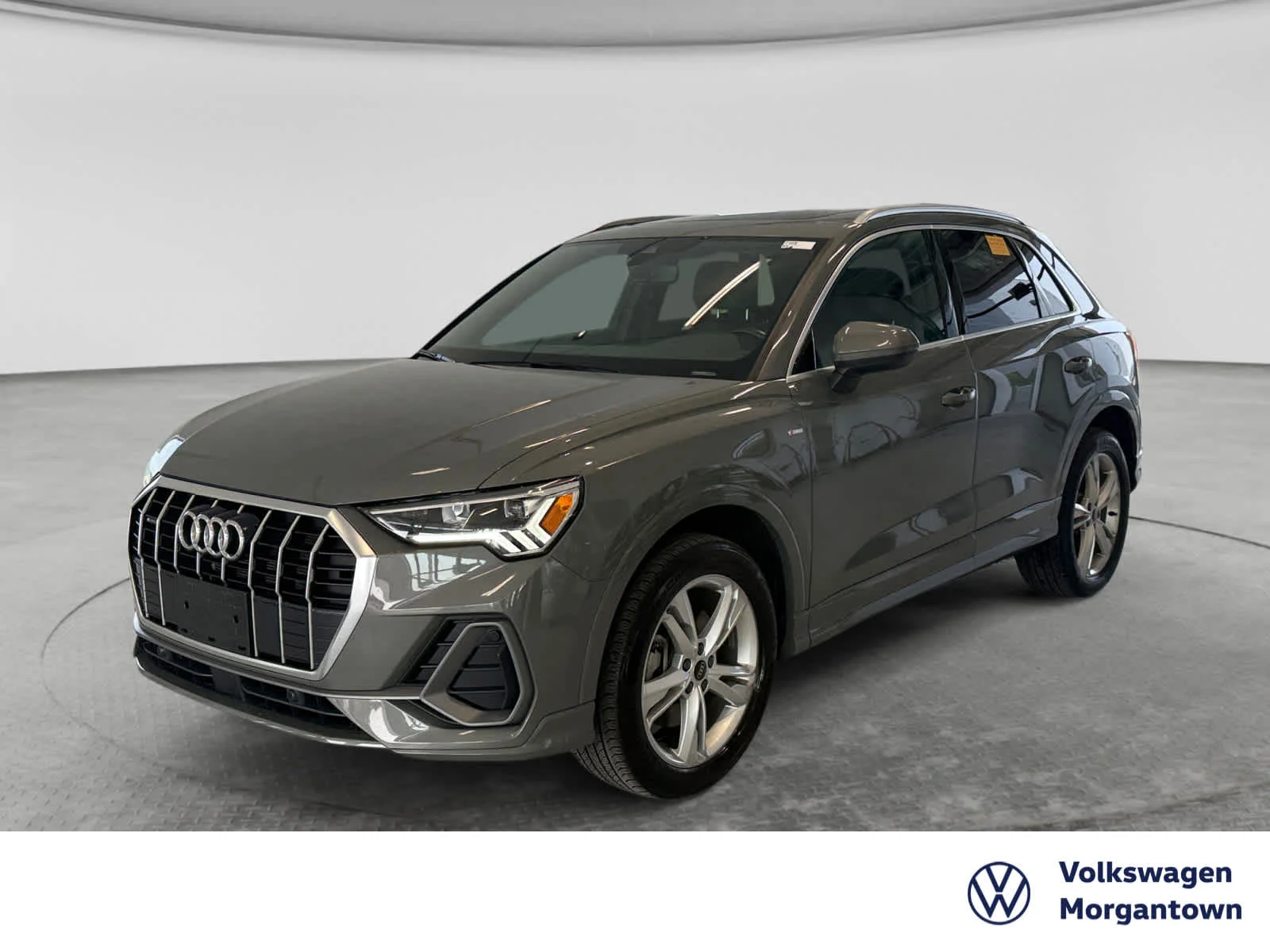 2024 Audi Q3 S line Premium