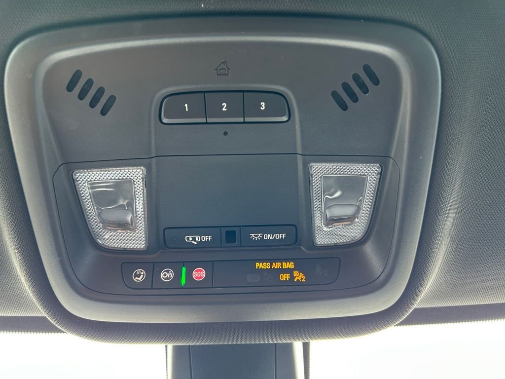 Used 2023 White Chevrolet LT image 29