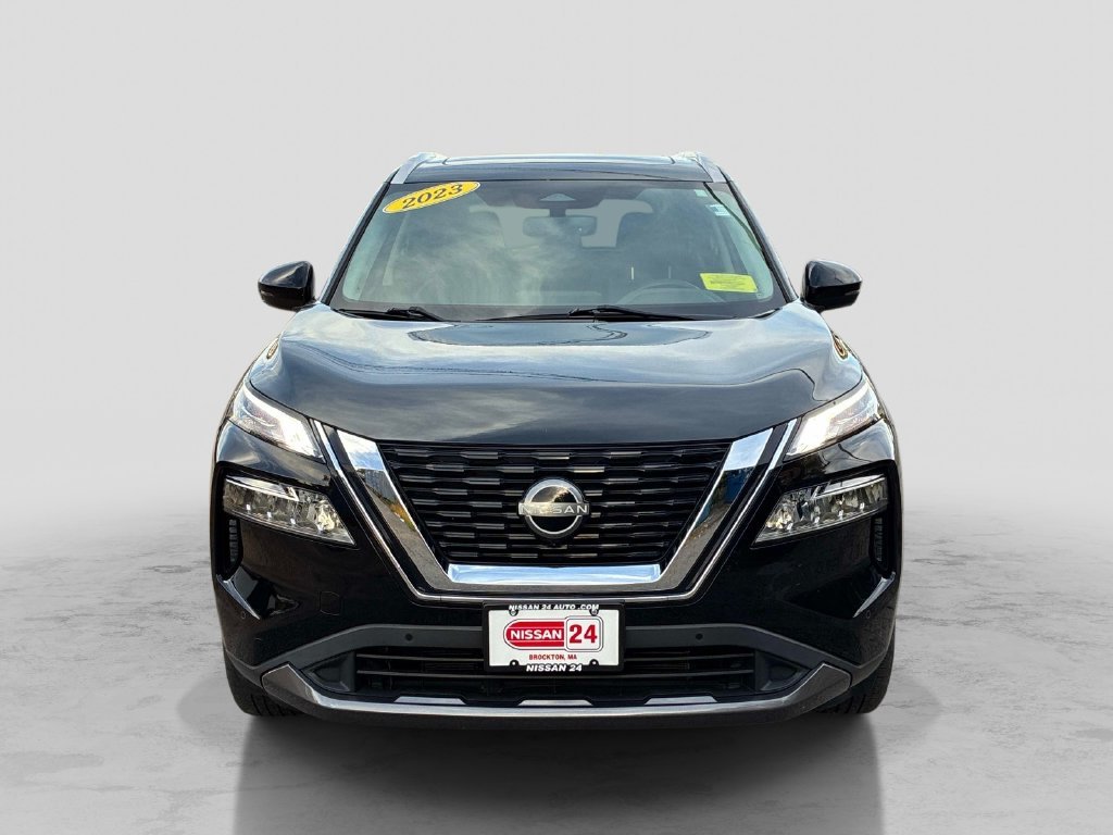 Used 2023 Black Nissan SL image 2
