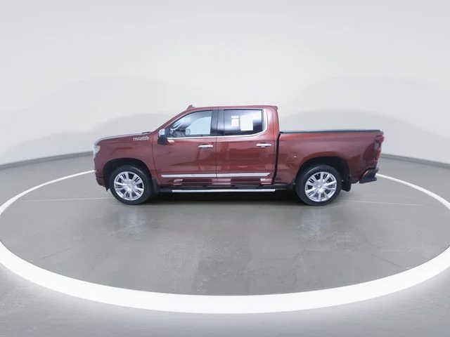 Used 2025 Red Chevrolet High Country image 6