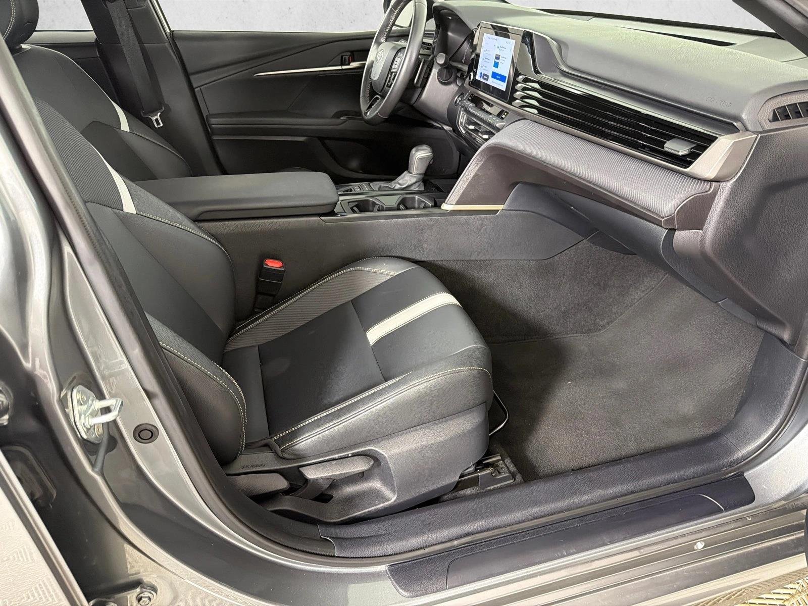 Used 2025 Heavy Metal Toyota SE image 13