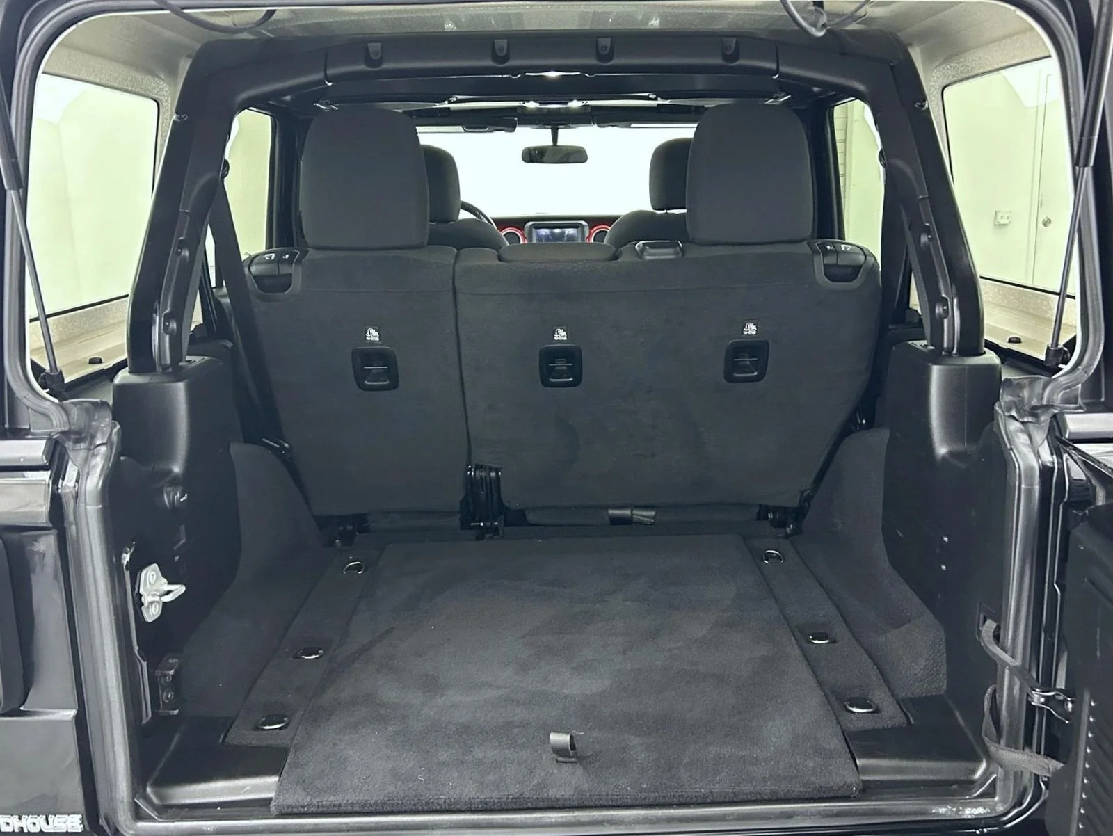 Used 2021 Black Jeep Unlimited Rubicon image 22