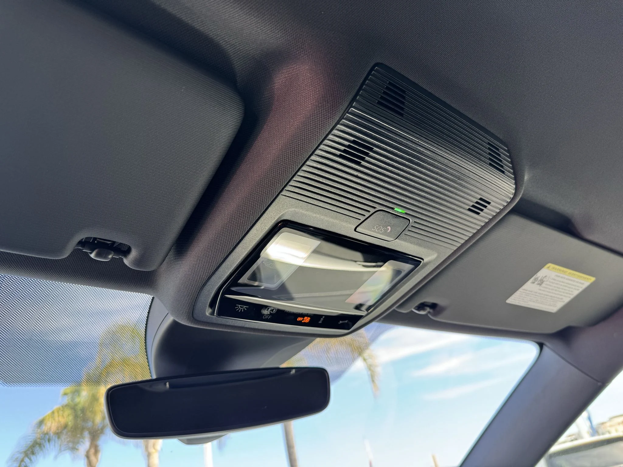 New 2026 Opal White Pearl Volkswagen Pro image 27