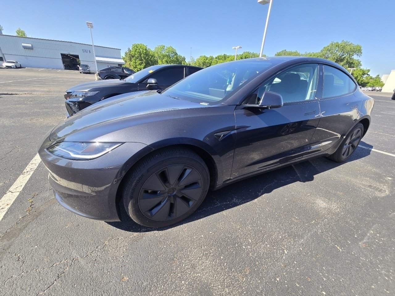 Used 2025  Tesla Long Range image 4