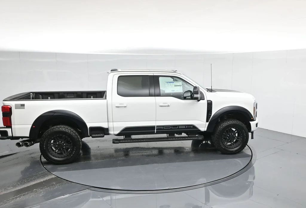 New 2026 Star White Metallic Tri-Coat Ford Lariat image 42