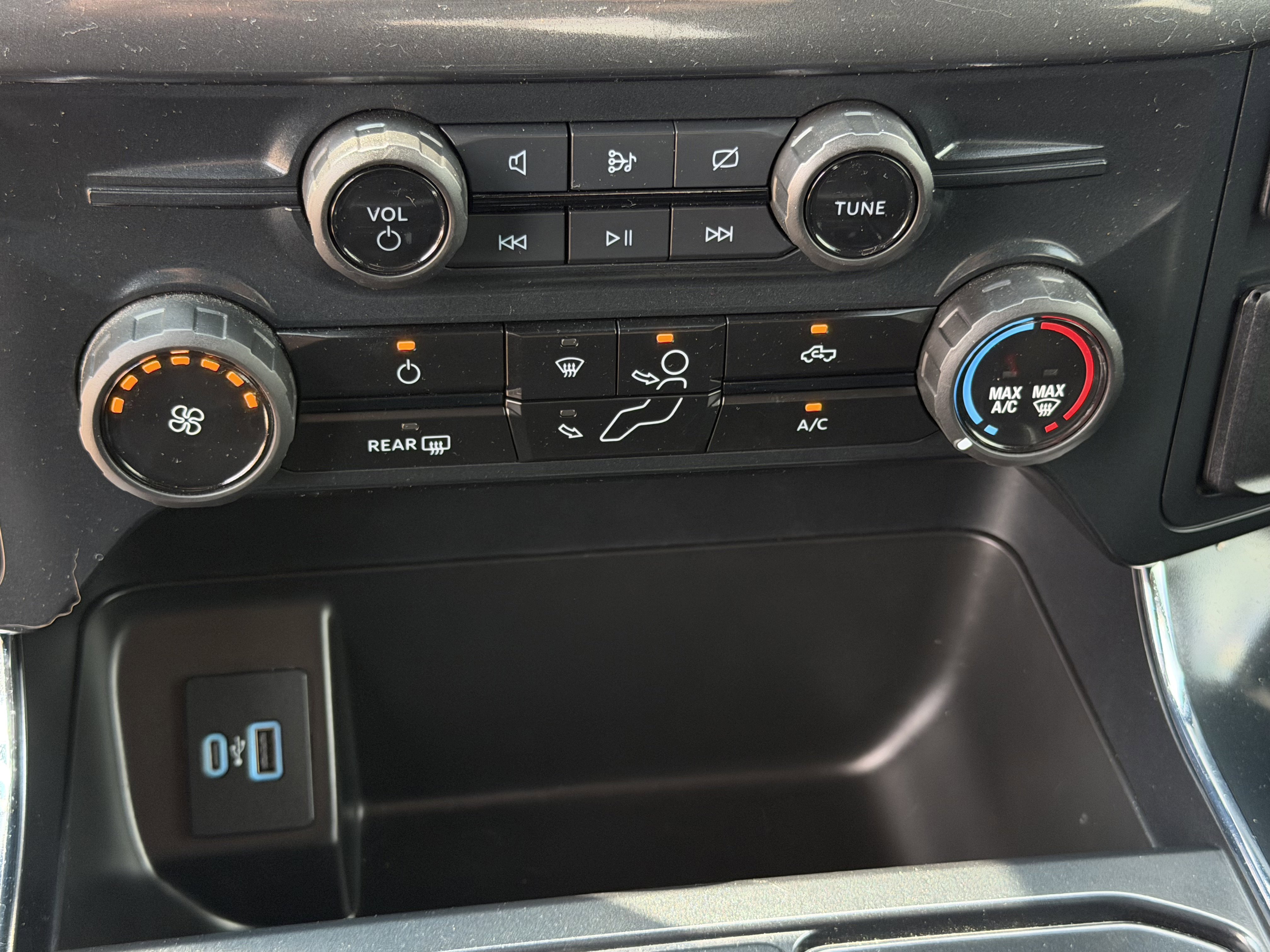 Used 2024 Agate Black Metallic Ford STX image 22