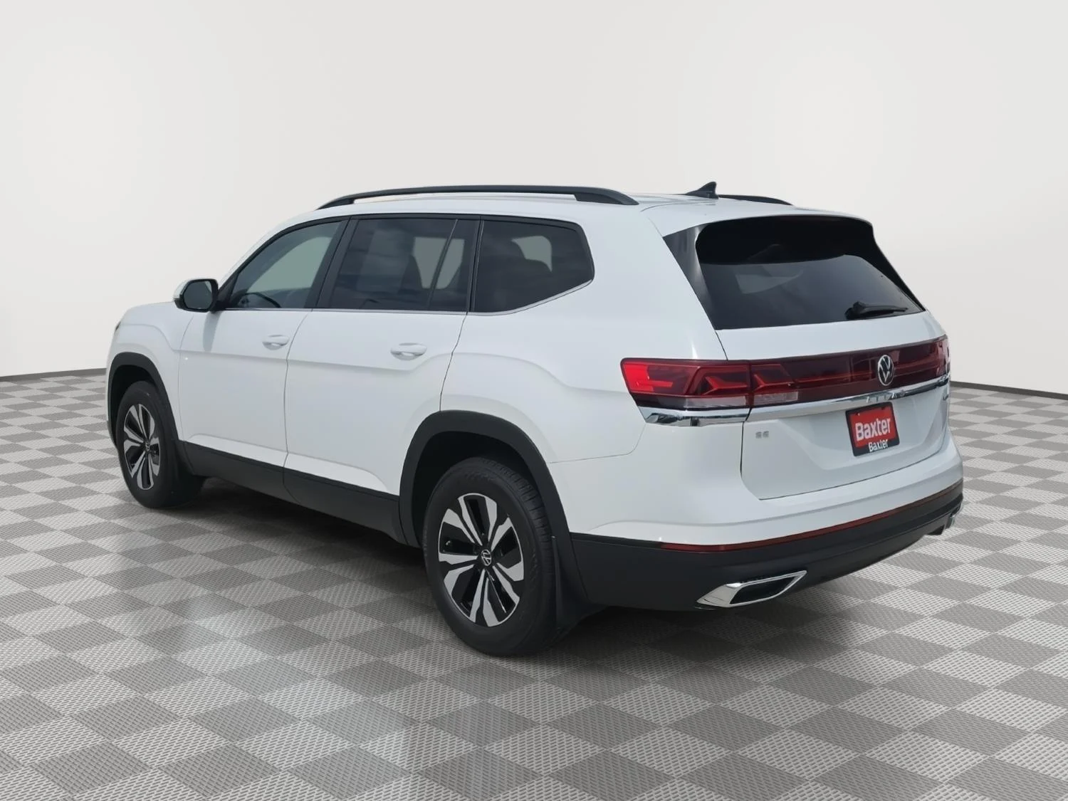 Used 2024  Volkswagen 2.0T SE image 10