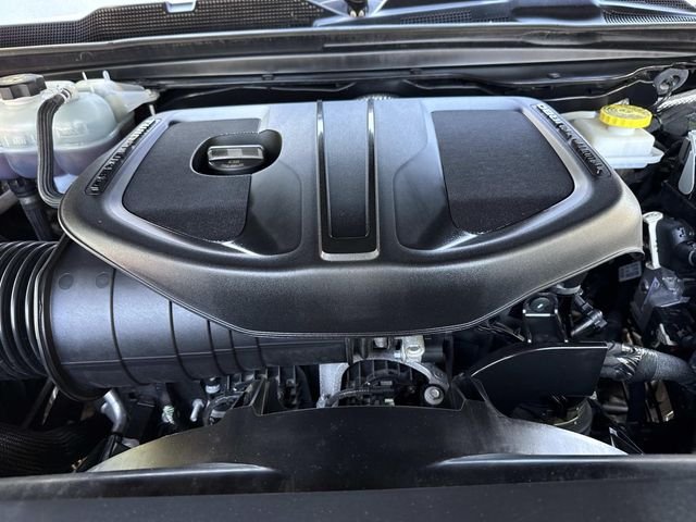 Used 2025 Black Ram Laramie image 12