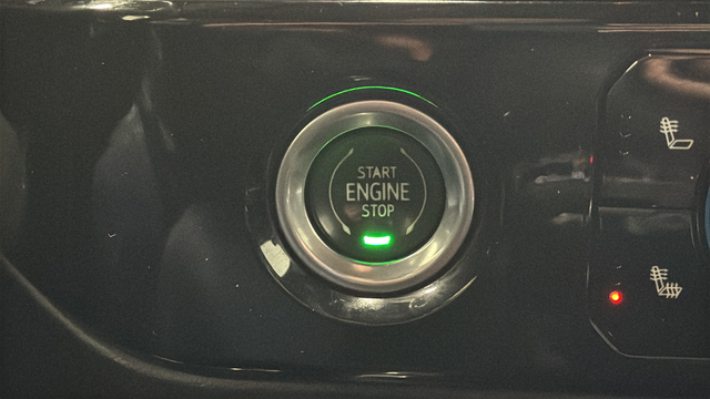 Used 2022 Glacier Blue Metallic Chevrolet RST image 21